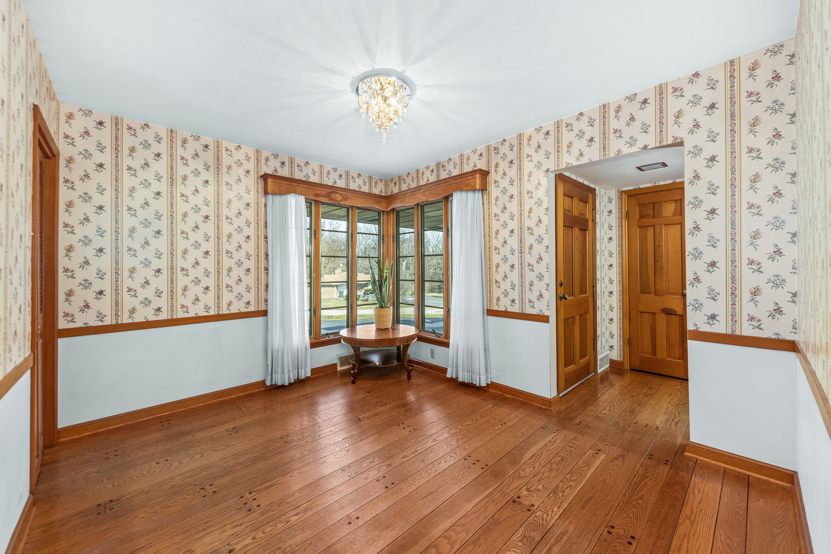 1501 SUGAR VALLEY Lane