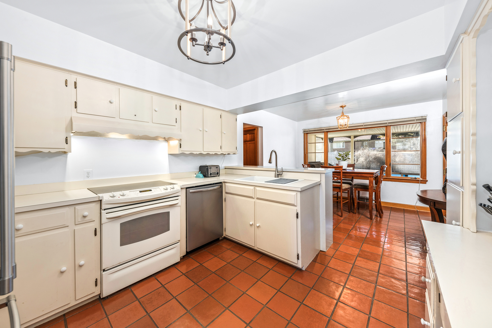 1501 SUGAR VALLEY Lane