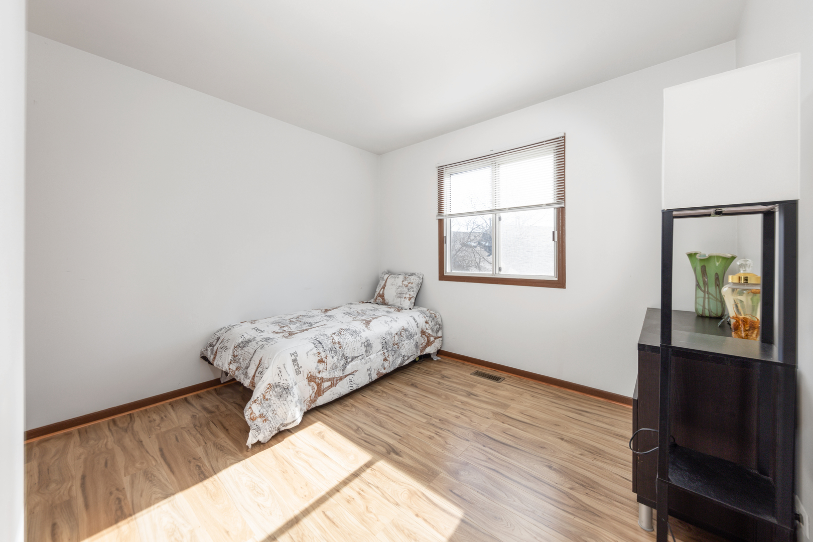 27W307 Melrose Lane Unit: 307