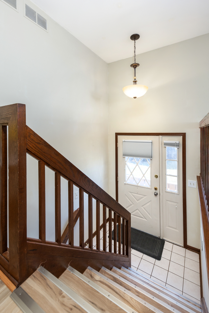 27W307 Melrose Lane Unit: 307