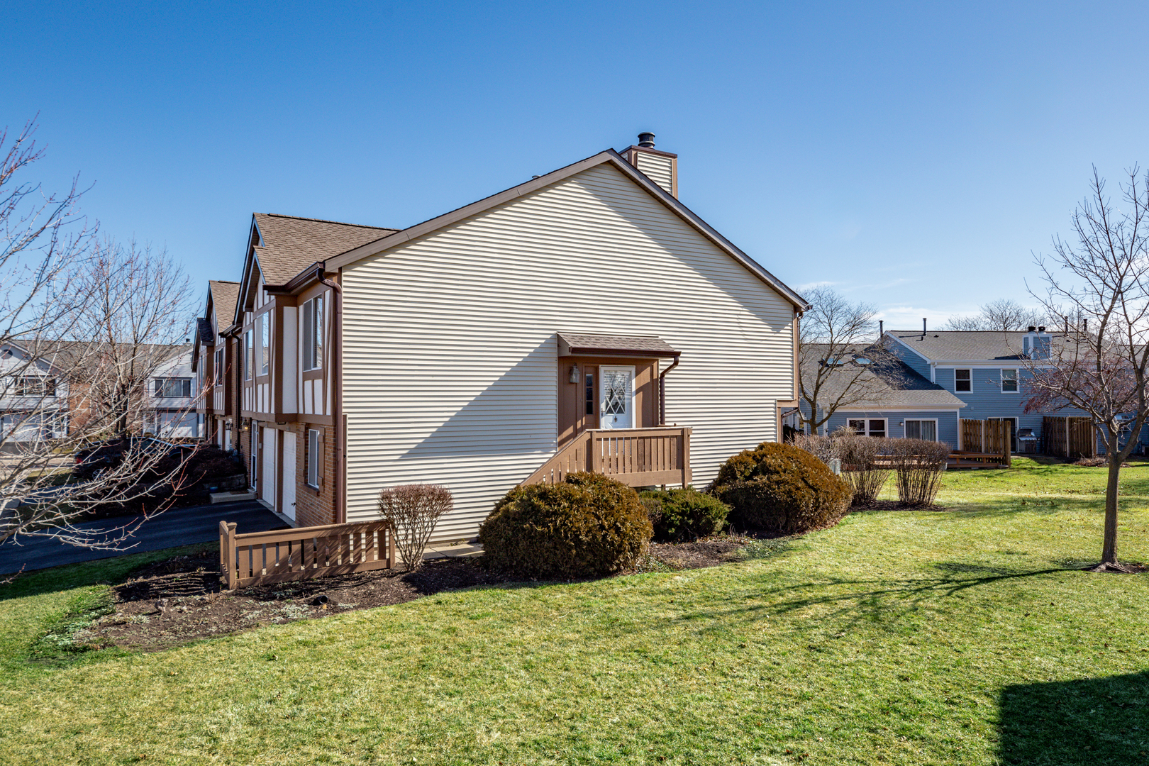 27W307 Melrose Lane Unit: 307