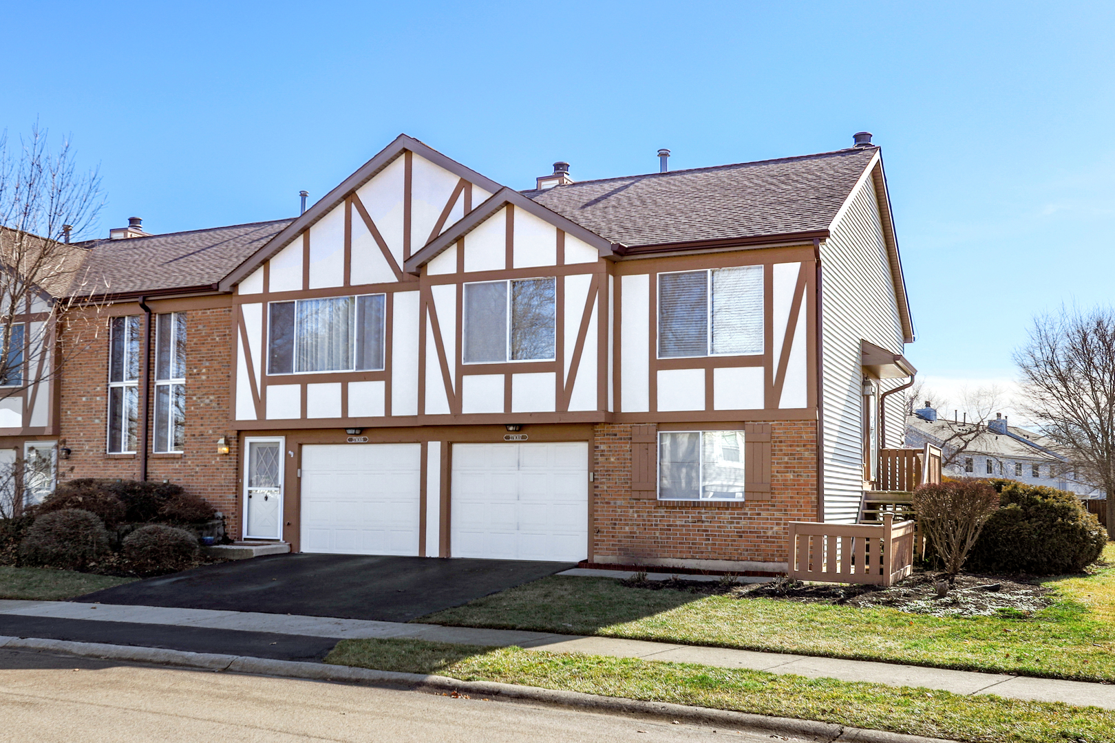 27W307 Melrose Lane Unit: 307