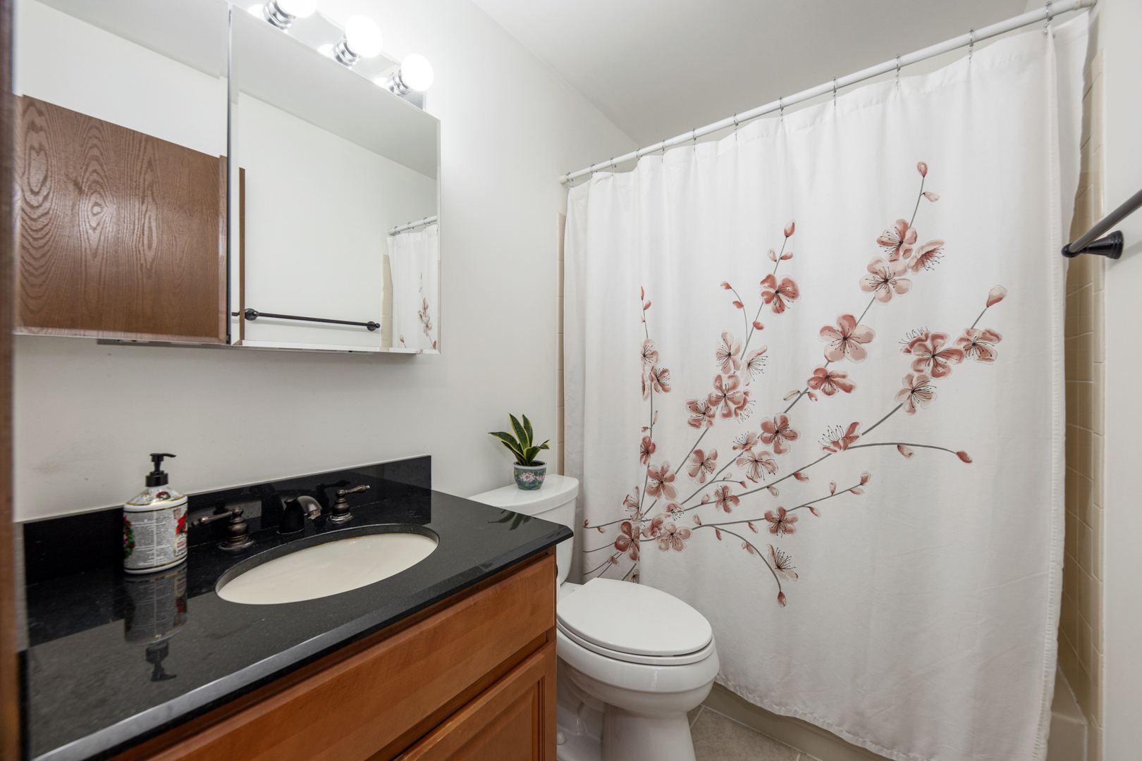 27W307 Melrose Lane Unit: 307
