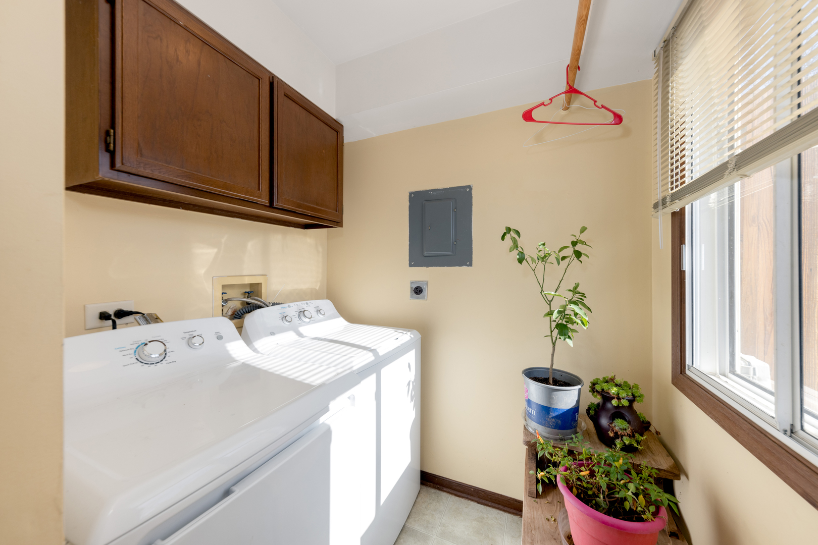 27W307 Melrose Lane Unit: 307