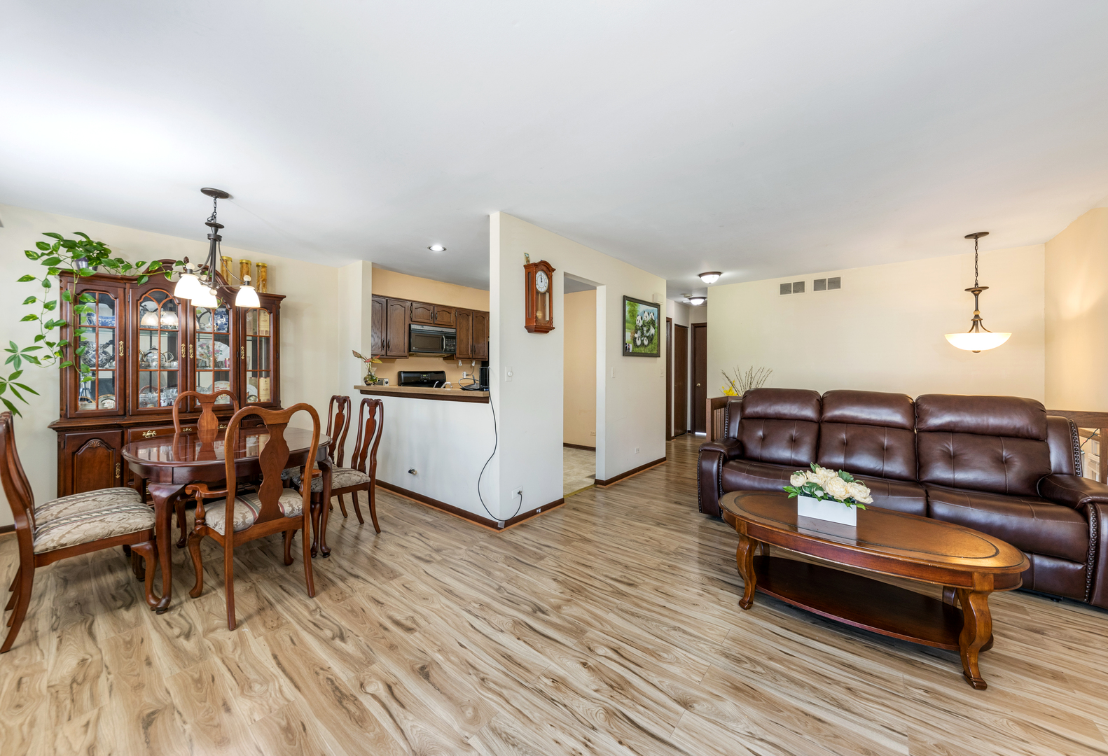 27W307 Melrose Lane Unit: 307