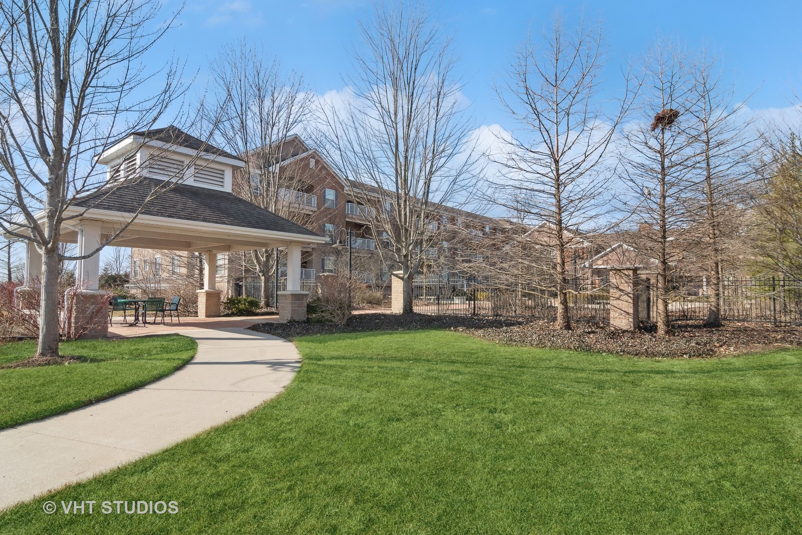 2692 Stone Circle Unit: 304