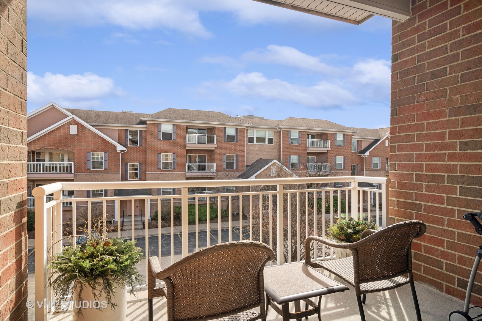 2676 Stone Circle Unit: 212