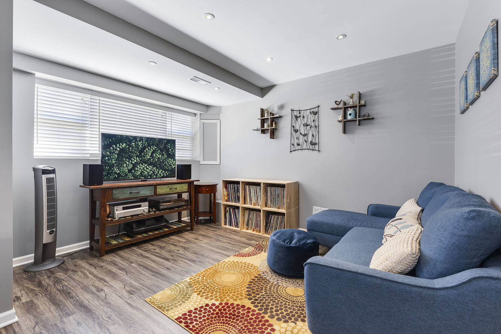 641 E Willow Street E