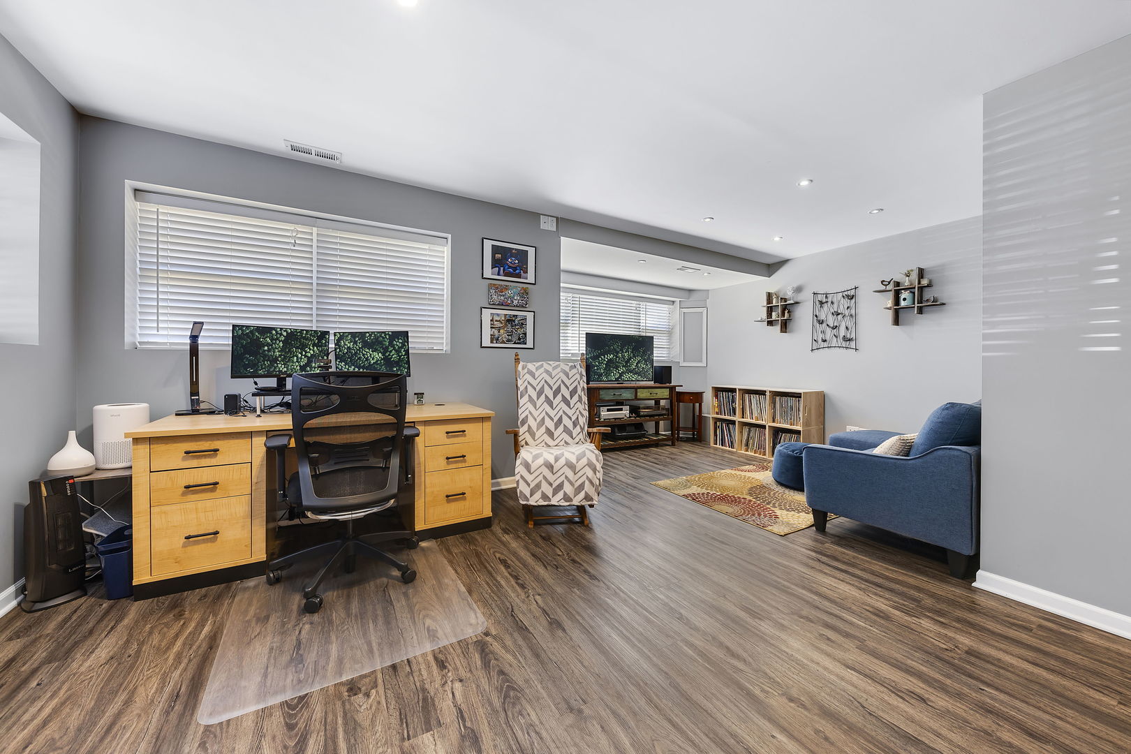 641 E Willow Street E