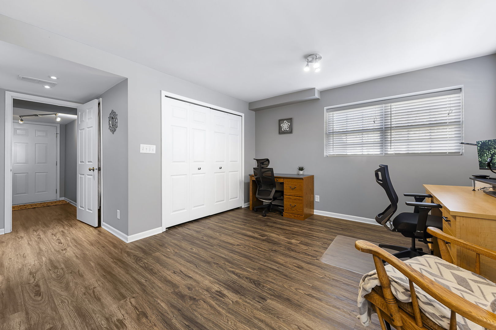 641 E Willow Street E