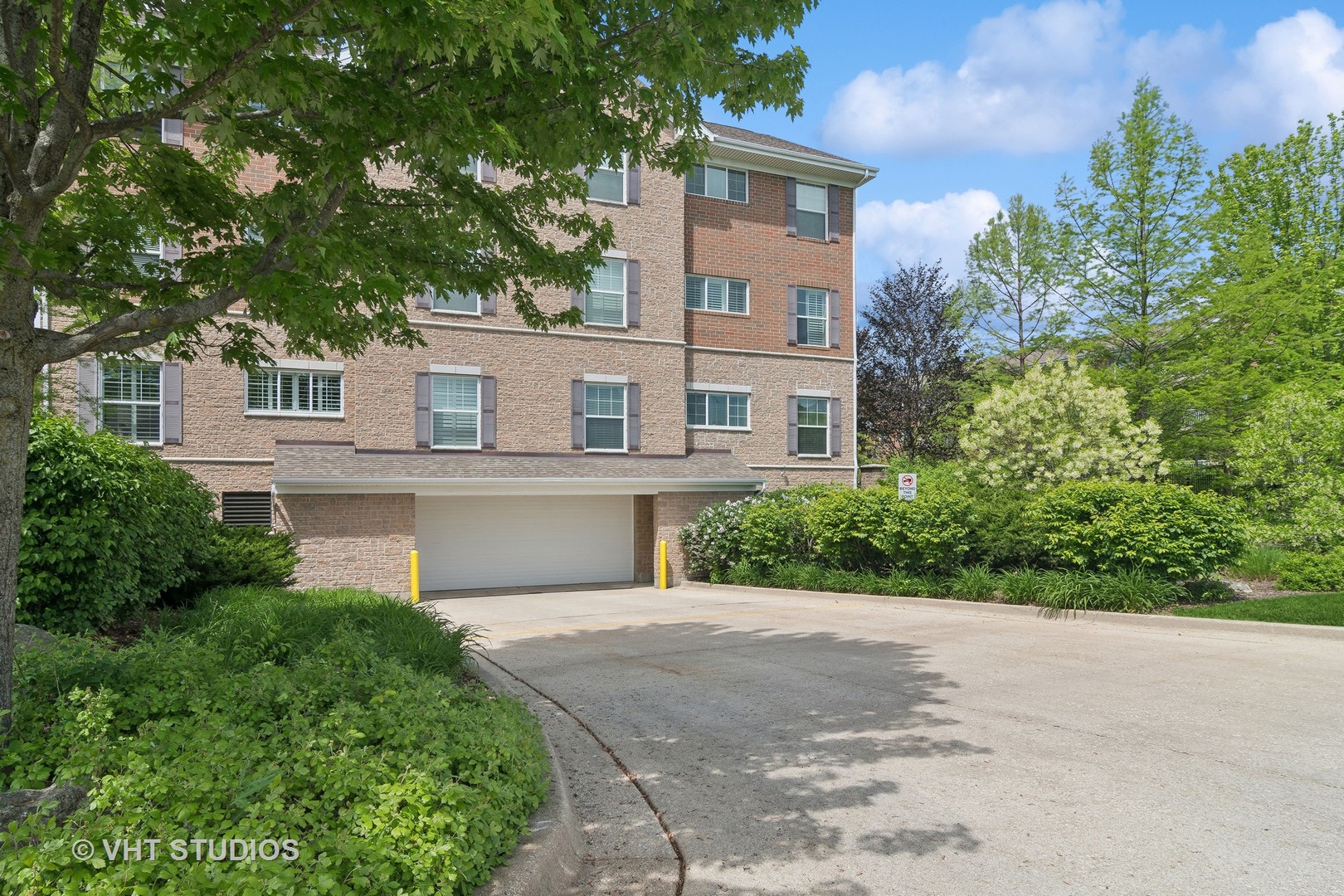 2676 Stone Circle Unit: 304