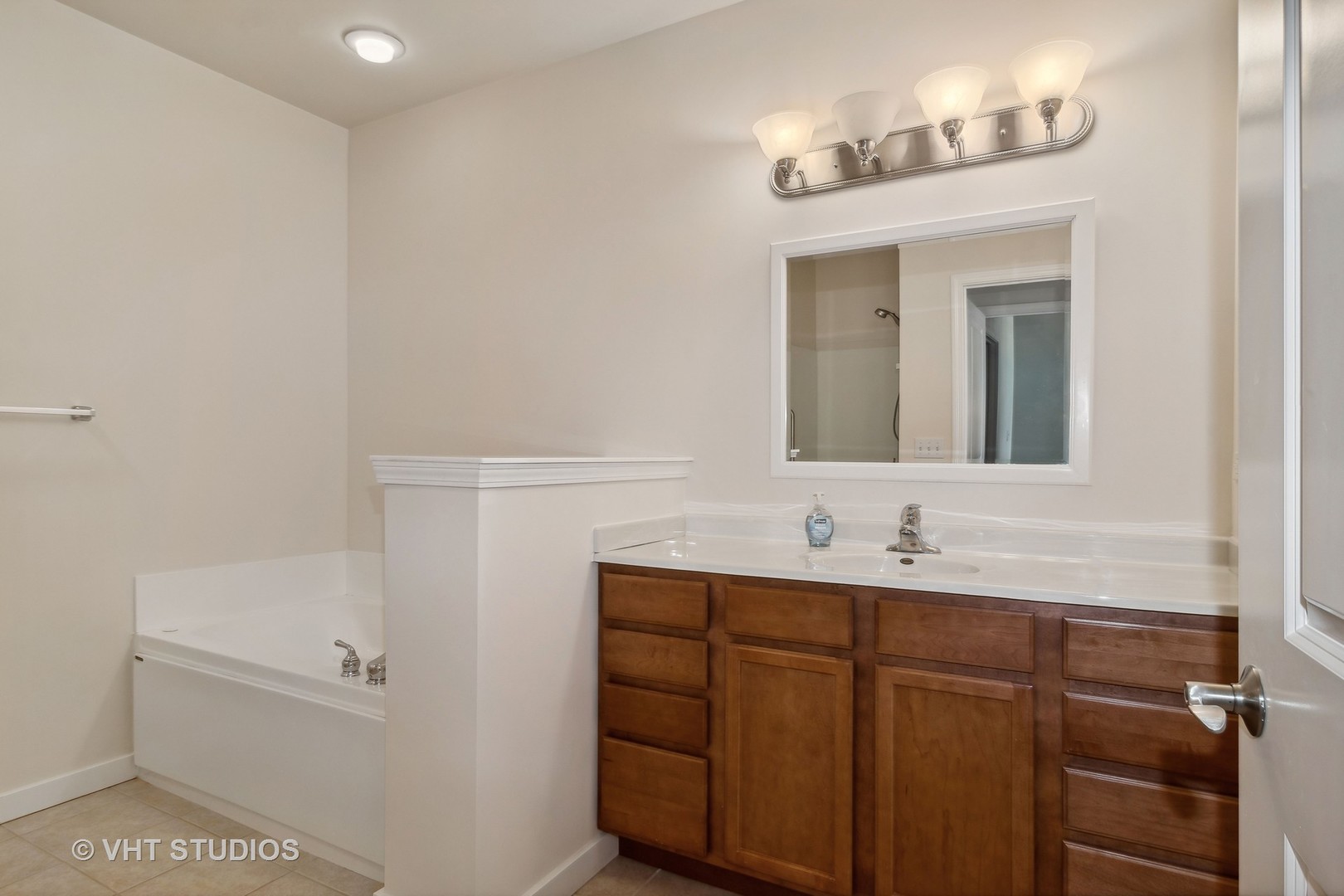 2676 Stone Circle Unit: 304