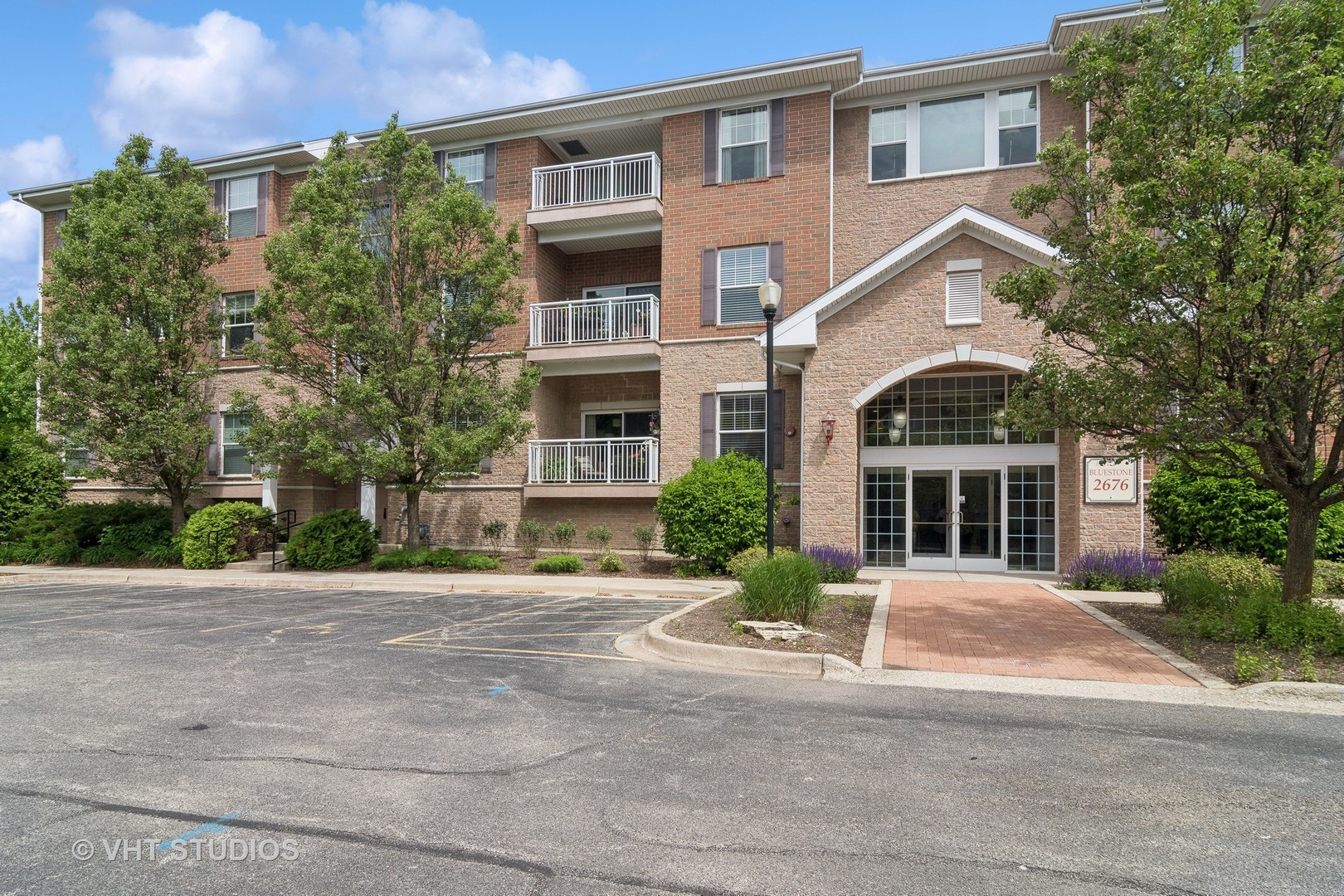 2676 Stone Circle Unit: 304