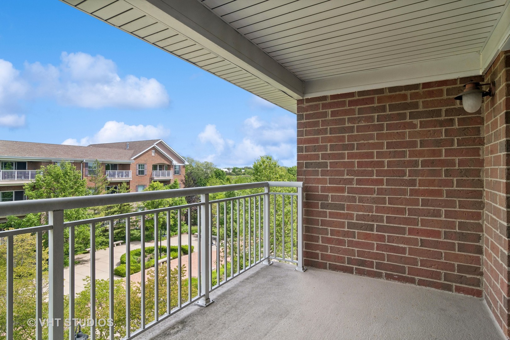 2676 Stone Circle Unit: 304