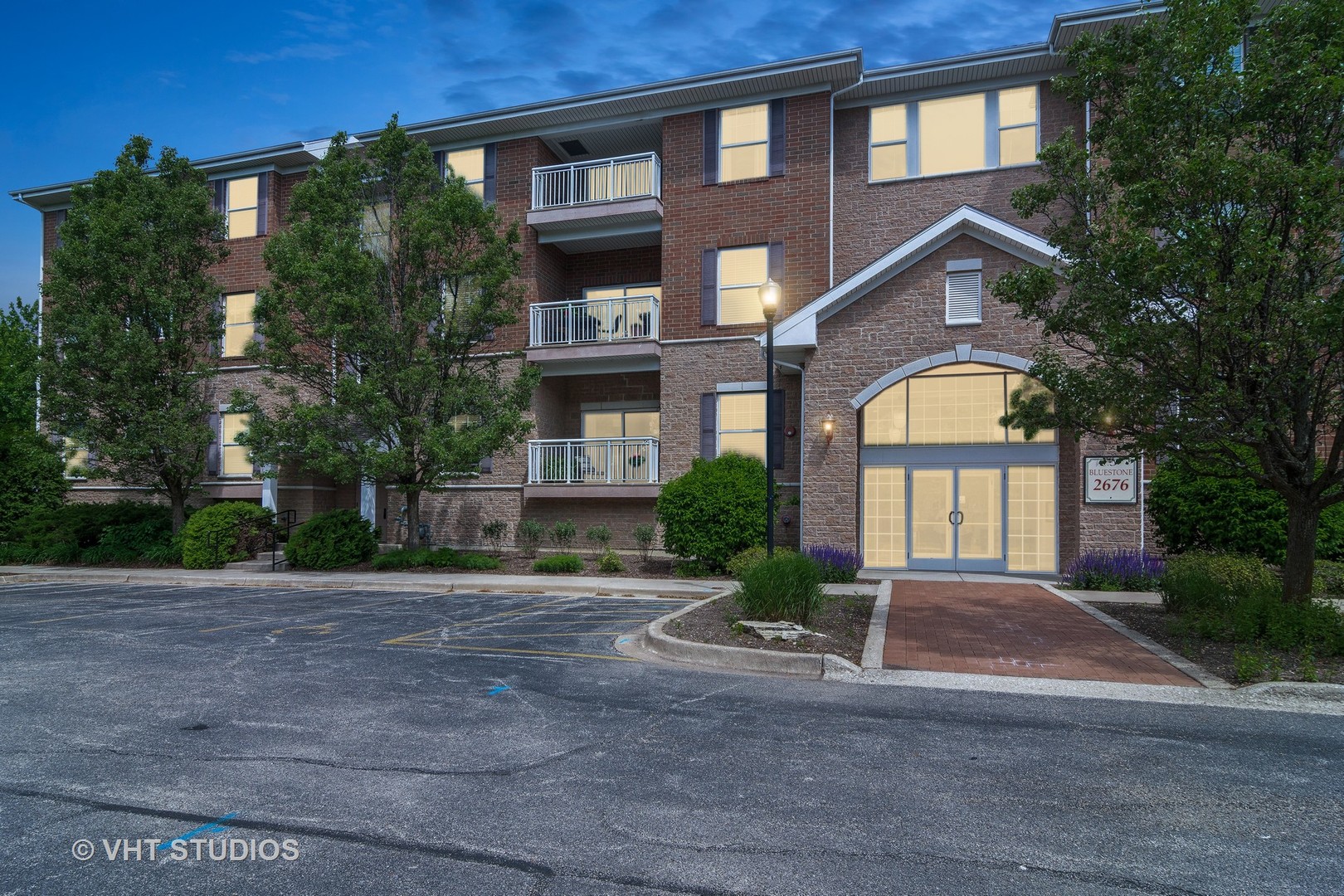 2676 Stone Circle Unit: 304