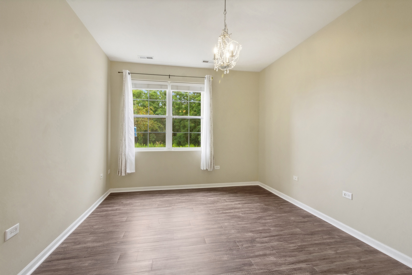 2250 Aurora Drive Unit: 4