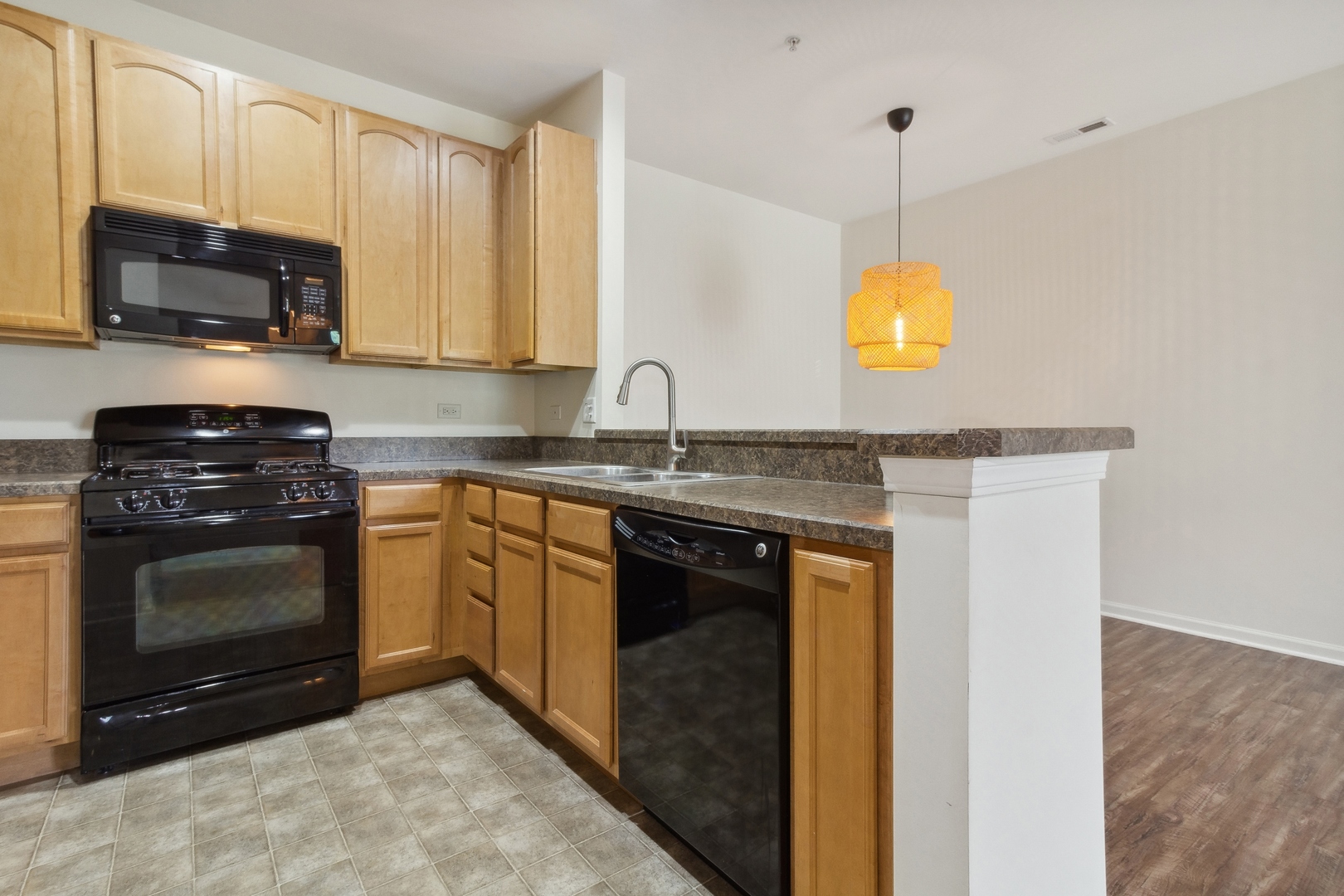 2250 Aurora Drive Unit: 4