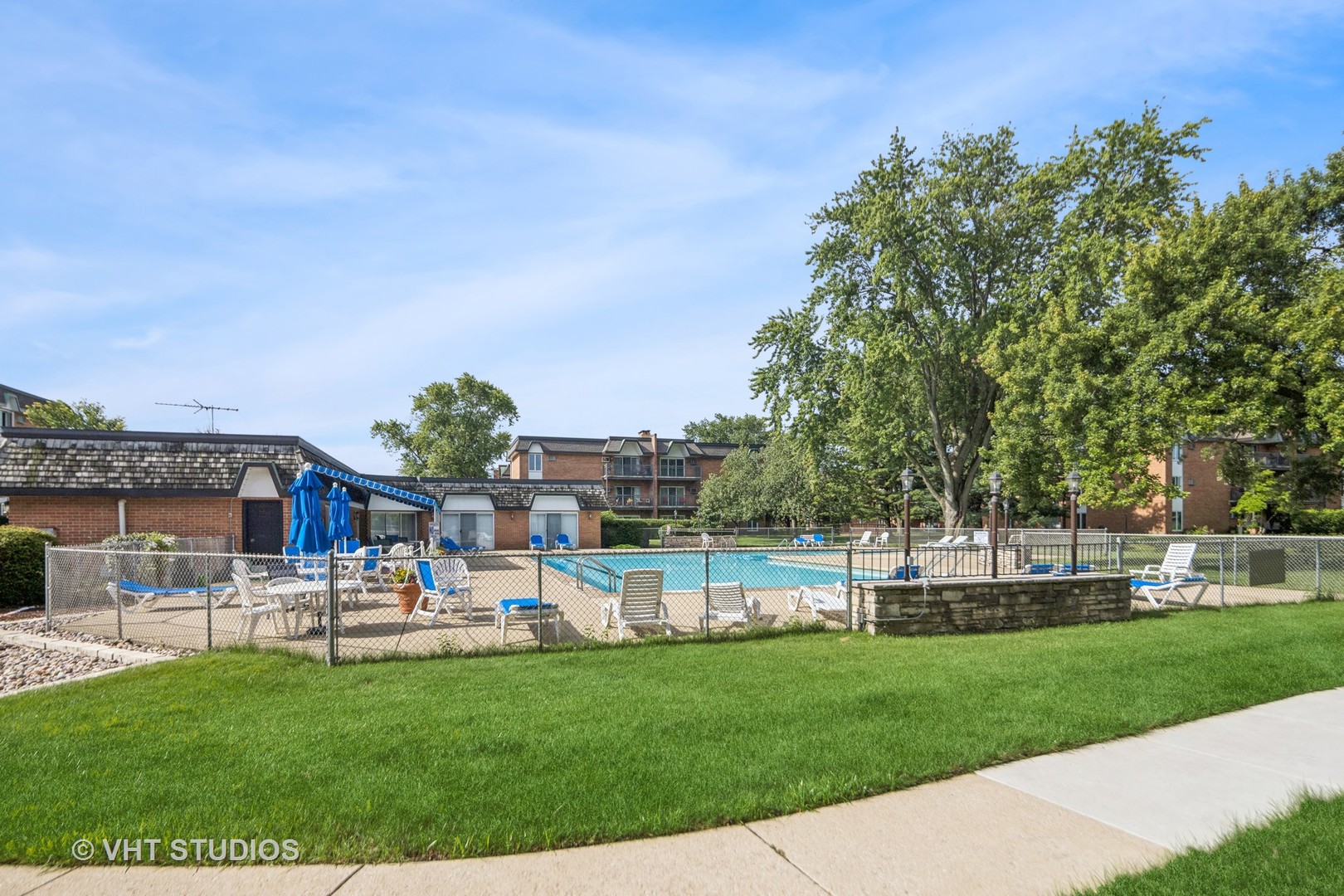 4224 Saratoga Avenue Unit: 304