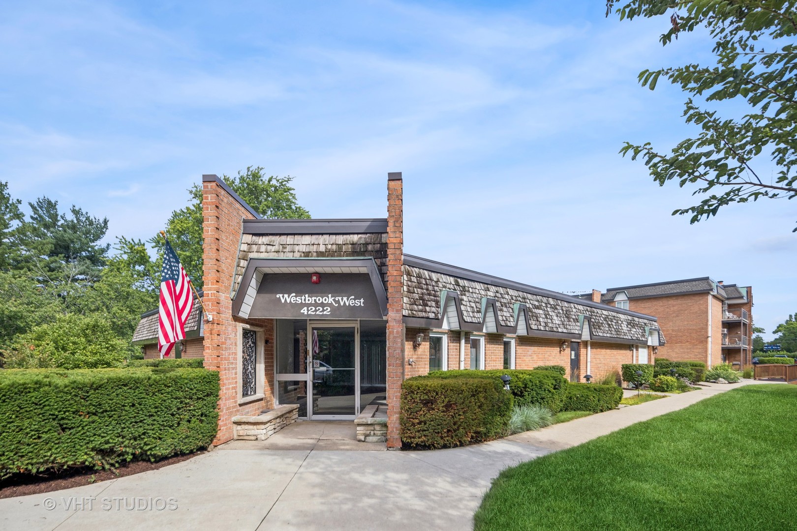 4224 Saratoga Avenue Unit: 304