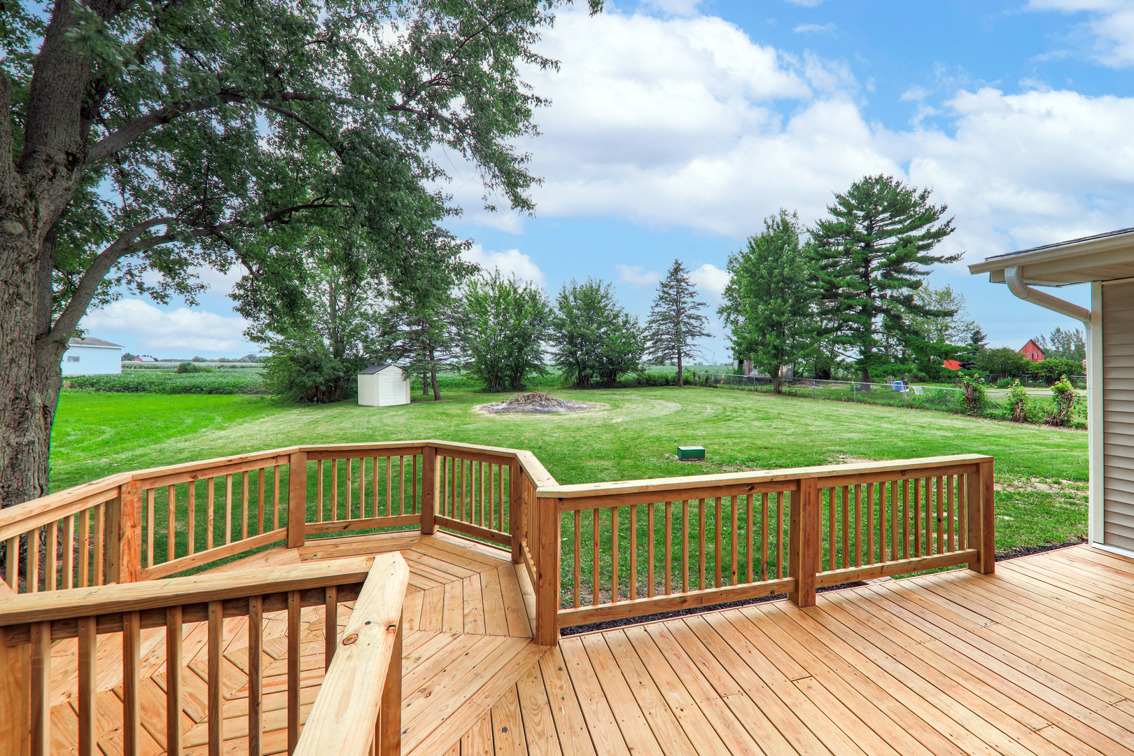 5N800 Meredith Road