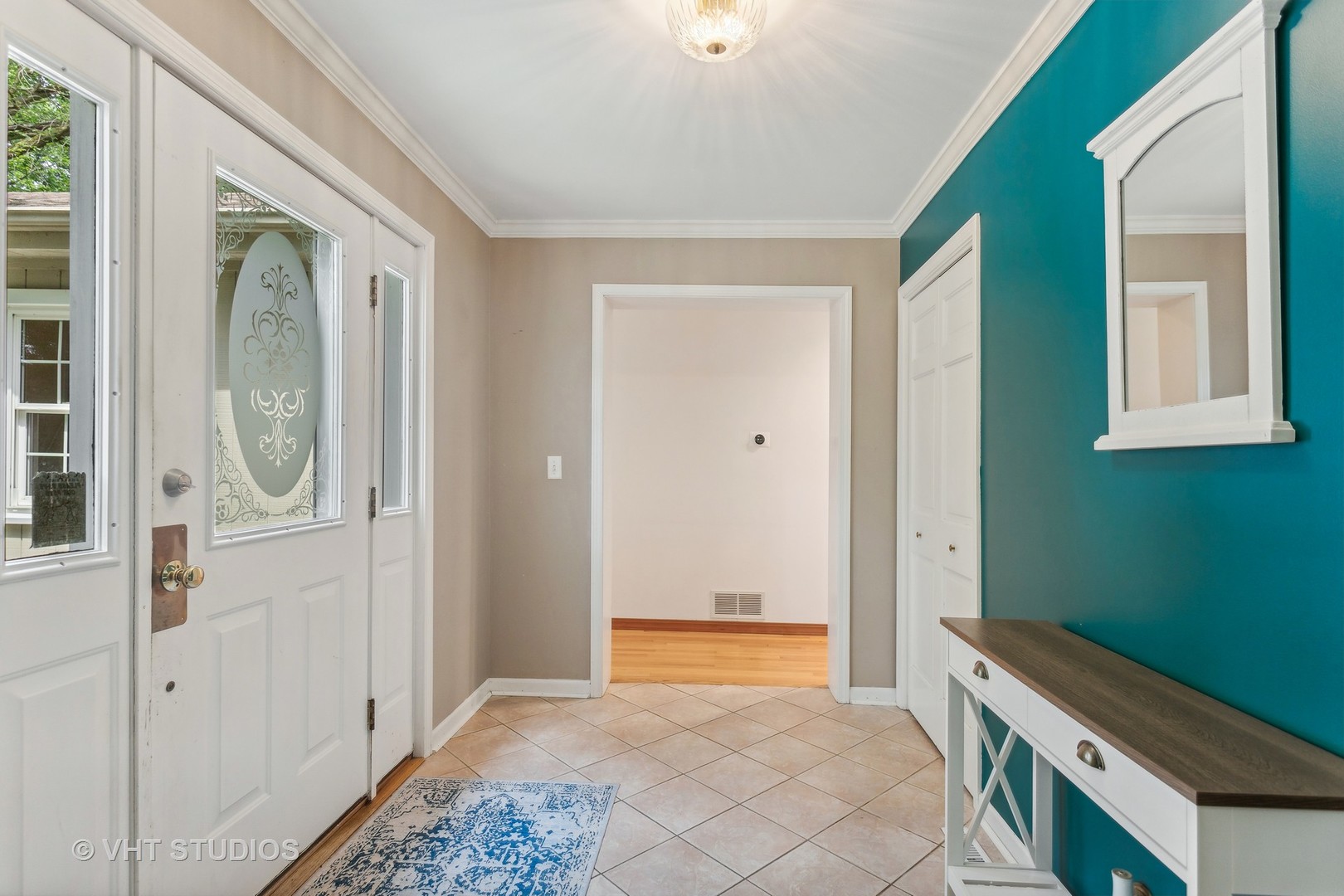 620 S Van Buren Street