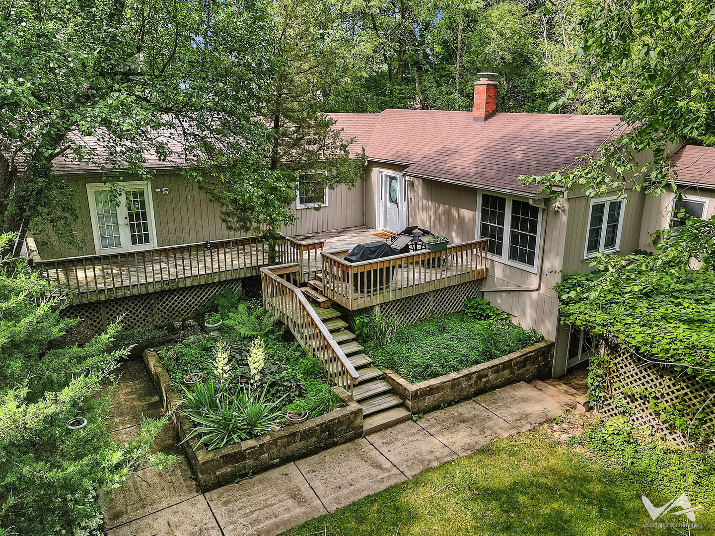 620 S Van Buren Street