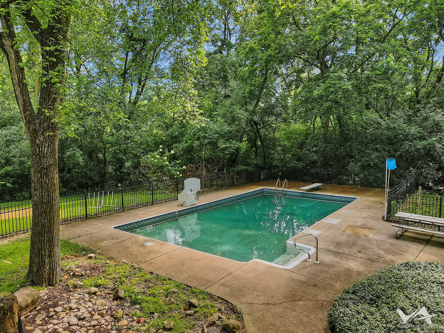 620 S Van Buren Street