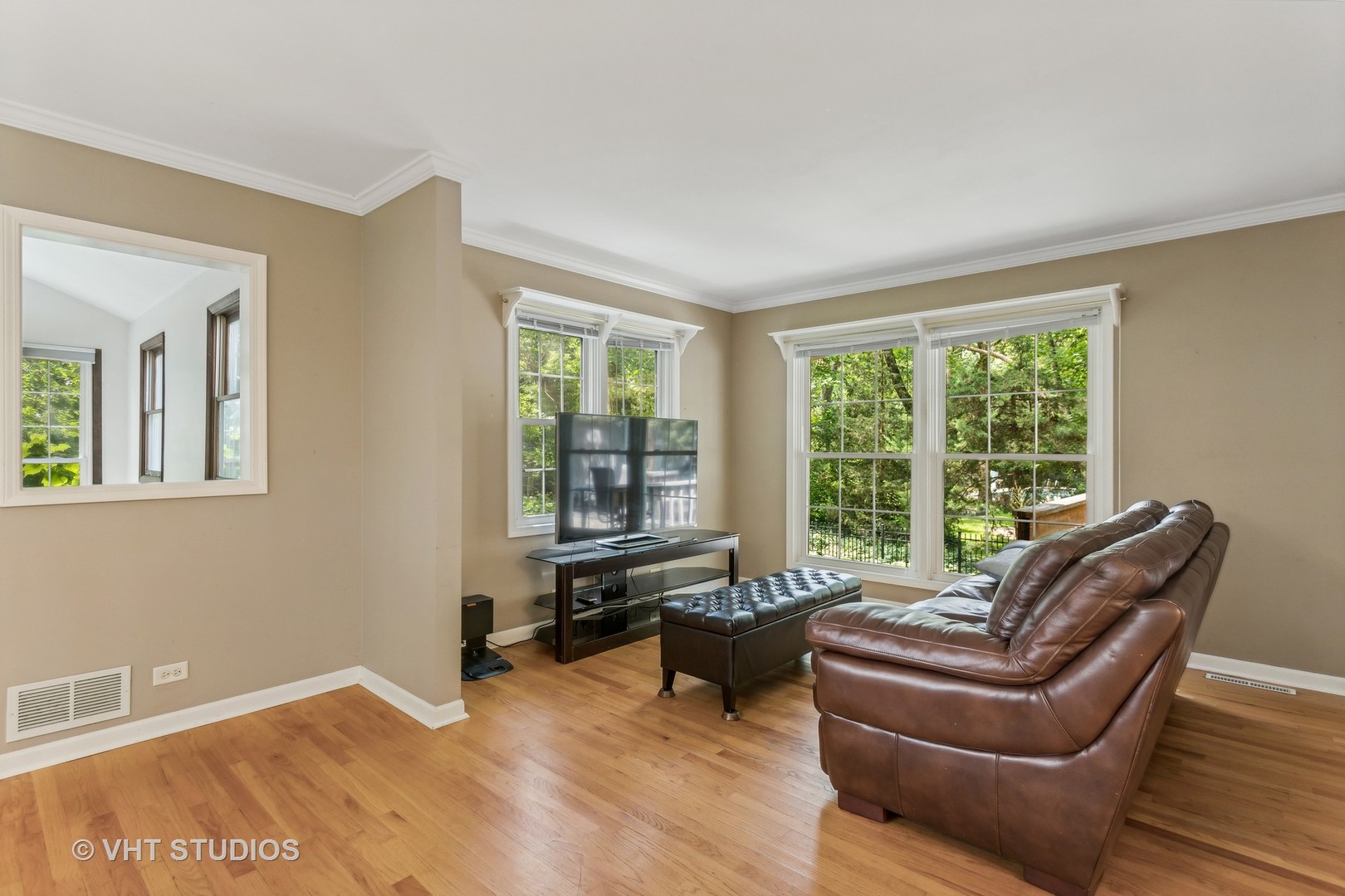 620 S Van Buren Street