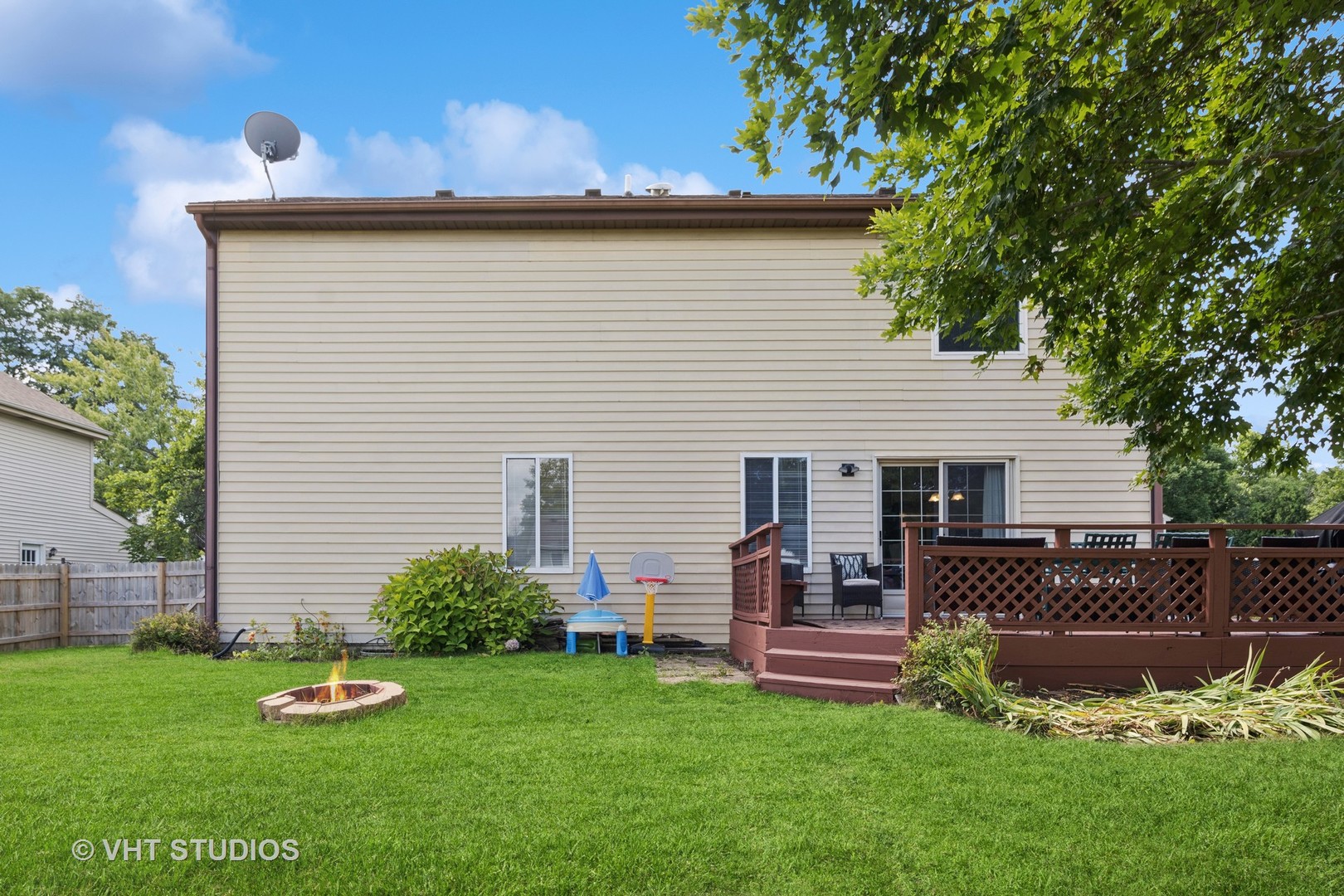 123 W Harbor Drive