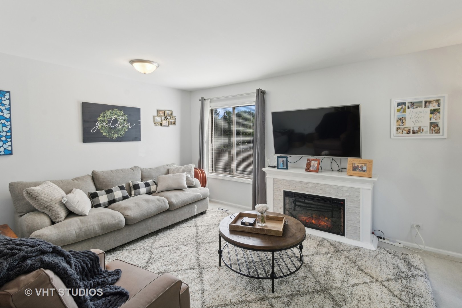 123 W Harbor Drive