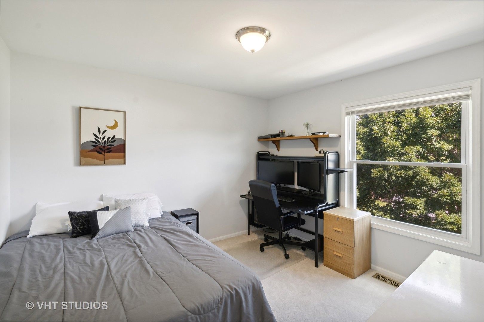 123 W Harbor Drive
