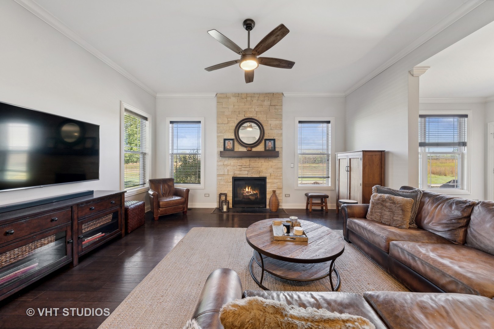 1545 FAIRFIELD Drive