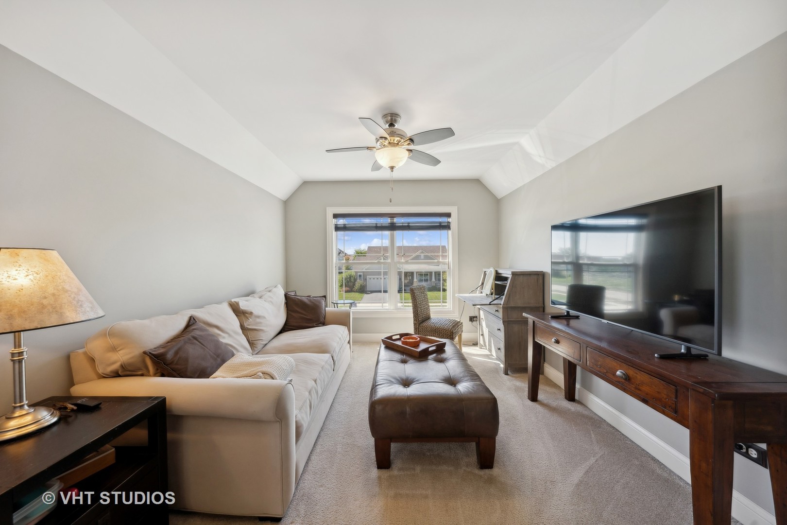 1545 FAIRFIELD Drive