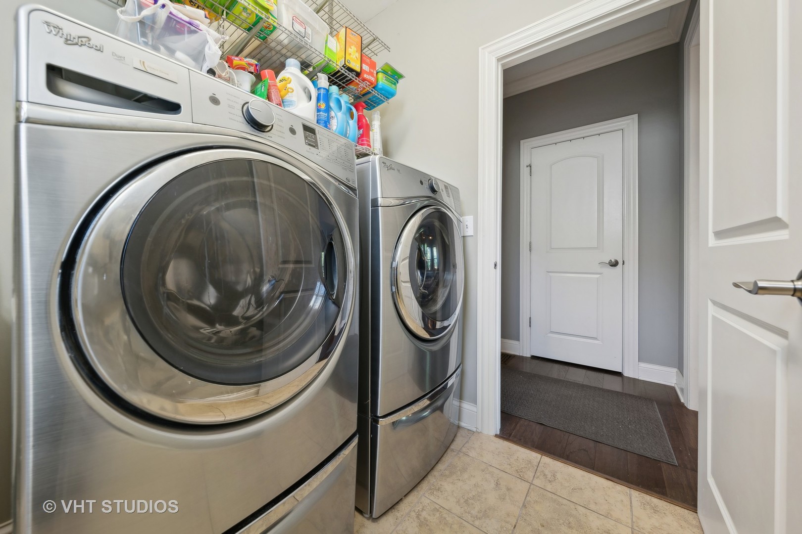 1545 FAIRFIELD Drive