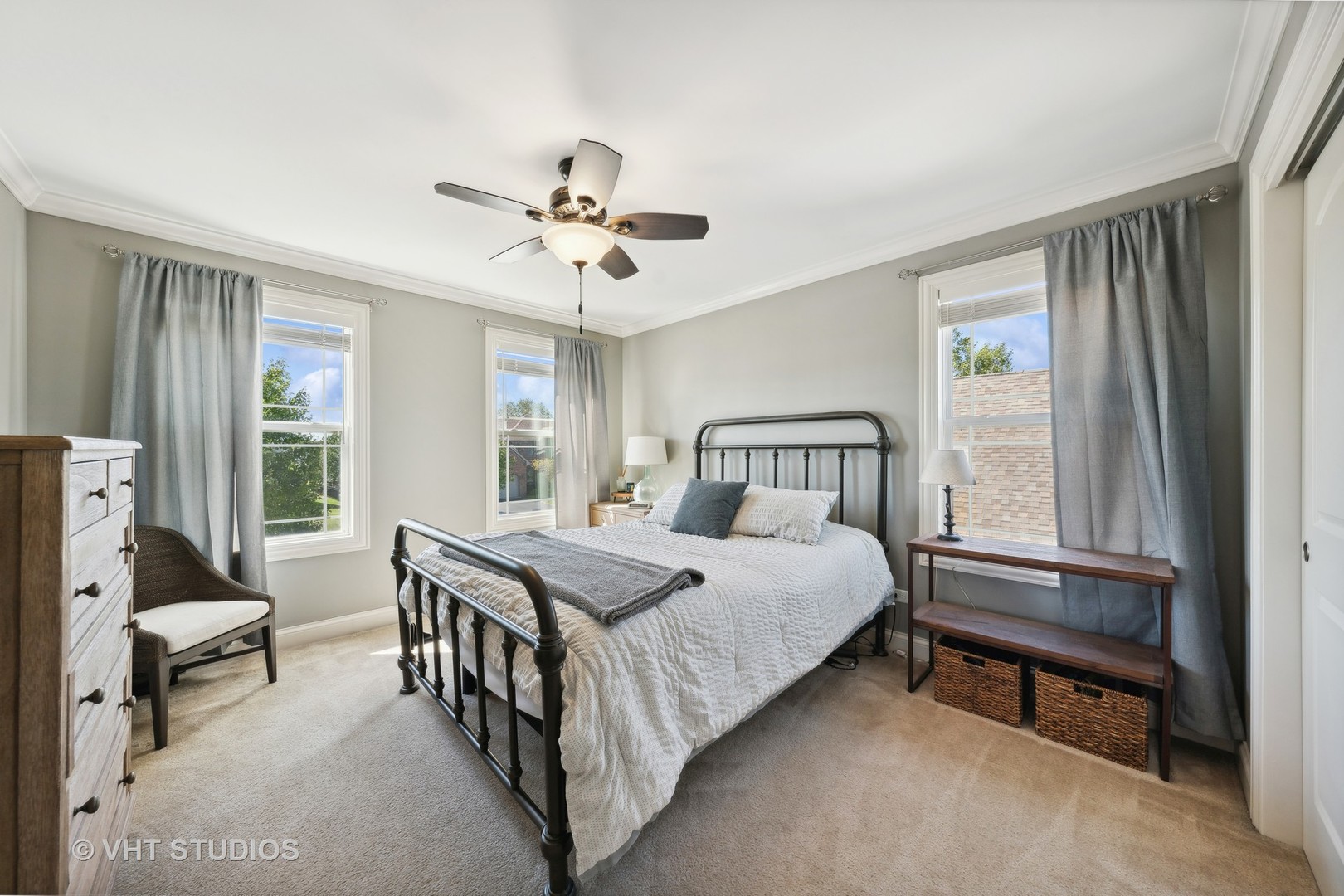 1545 FAIRFIELD Drive