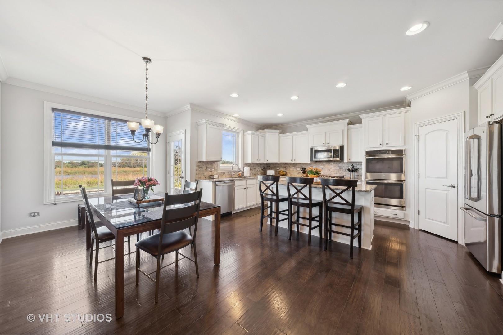 1545 FAIRFIELD Drive