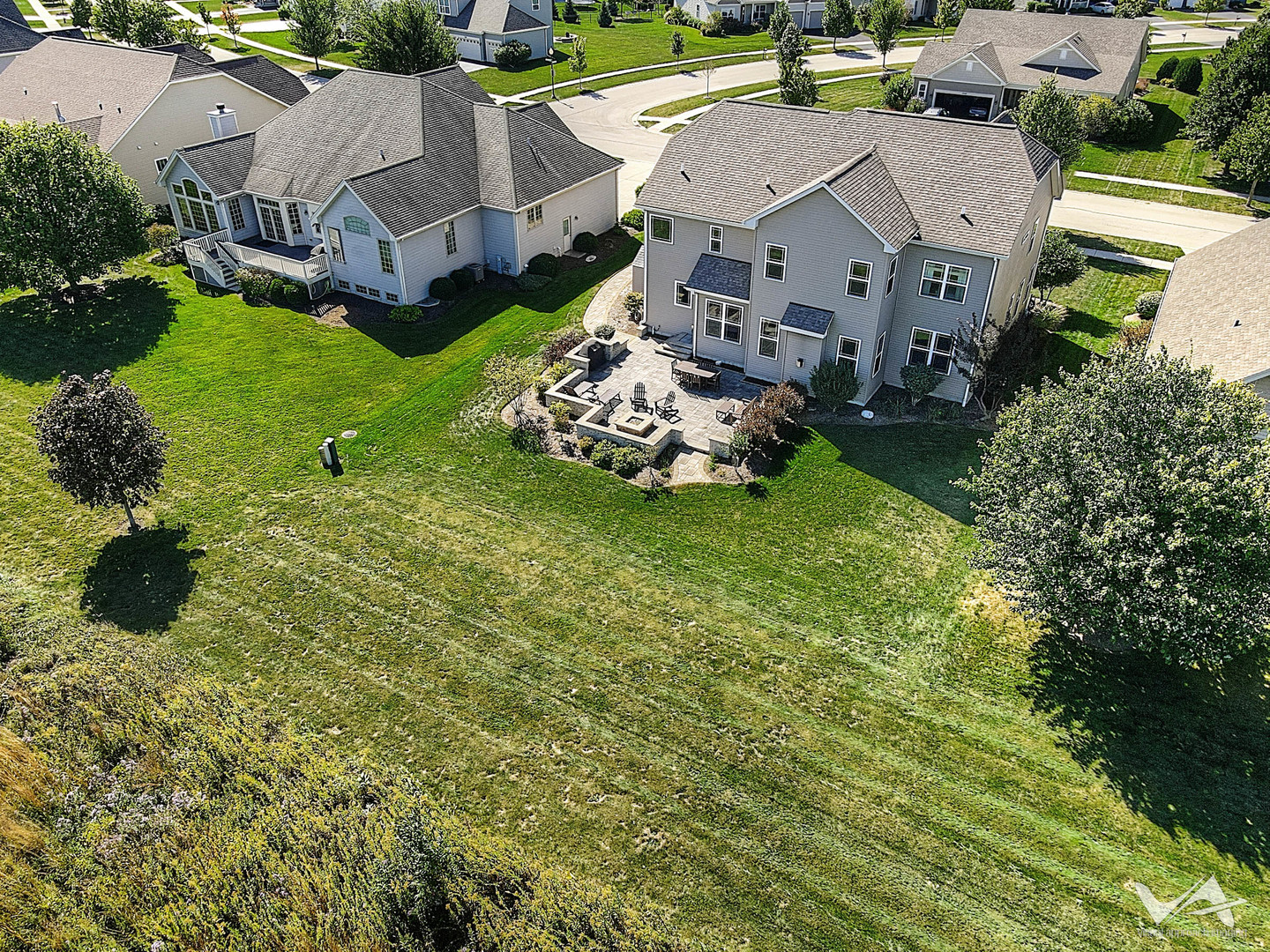 1545 FAIRFIELD Drive