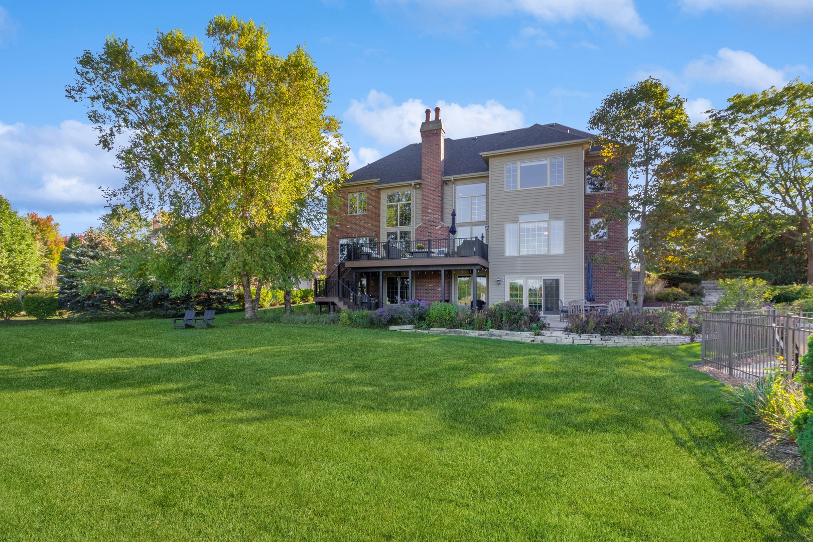 40W258 Ralph Waldo Emerson Lane