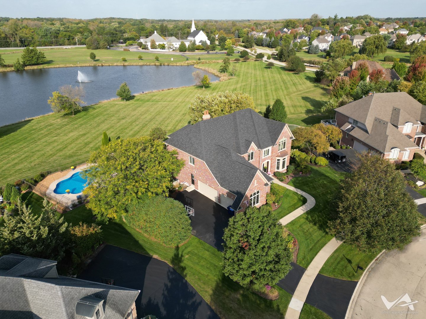 40W258 Ralph Waldo Emerson Lane