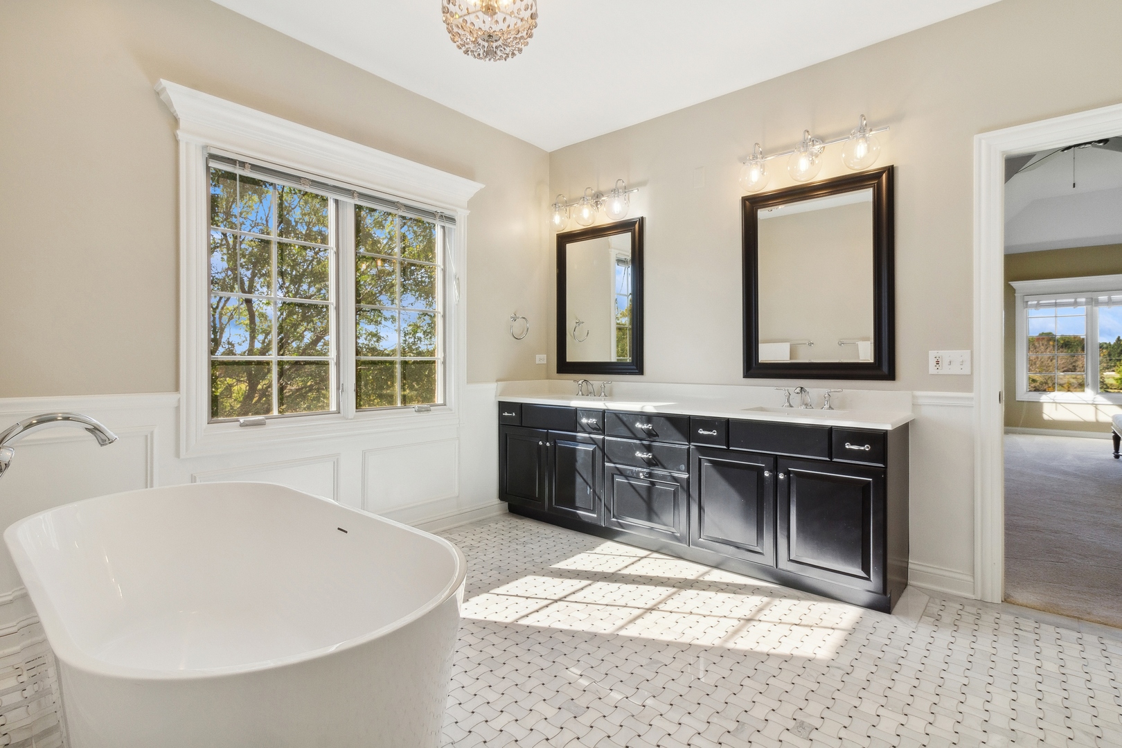 40W258 Ralph Waldo Emerson Lane