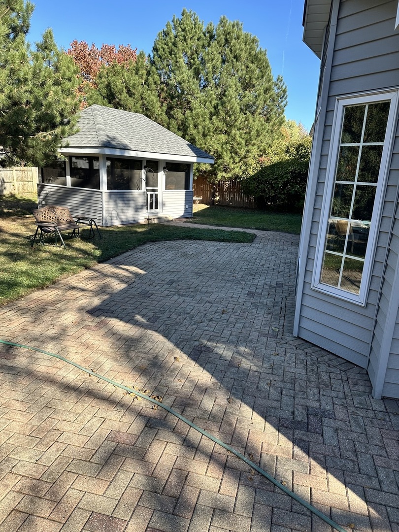 473 Ridgelawn Trail