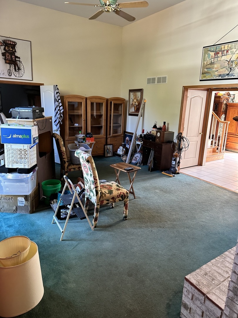 473 Ridgelawn Trail