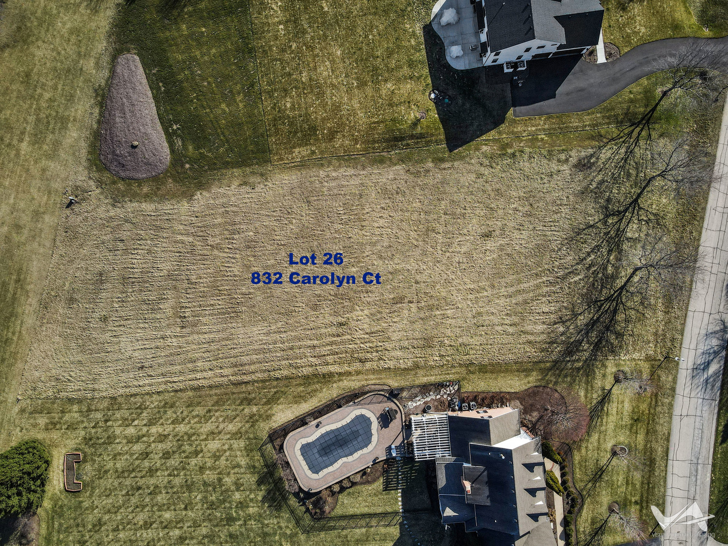 832 Carolyn Court