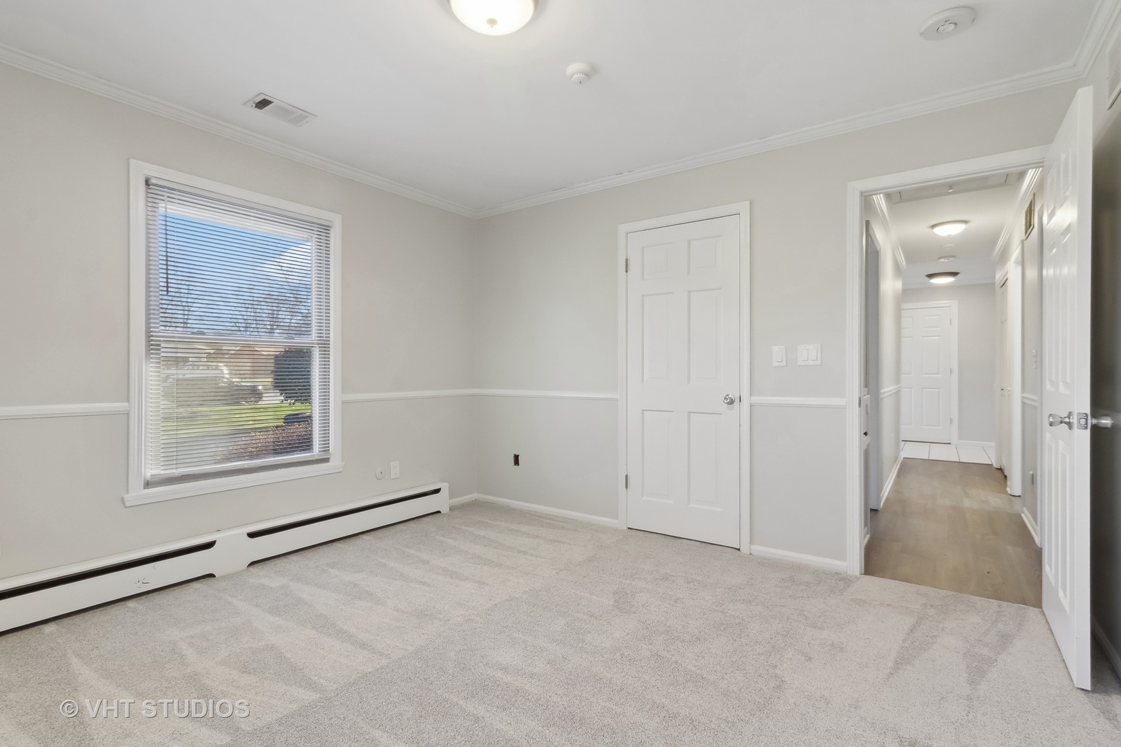 921 S Raddant Road