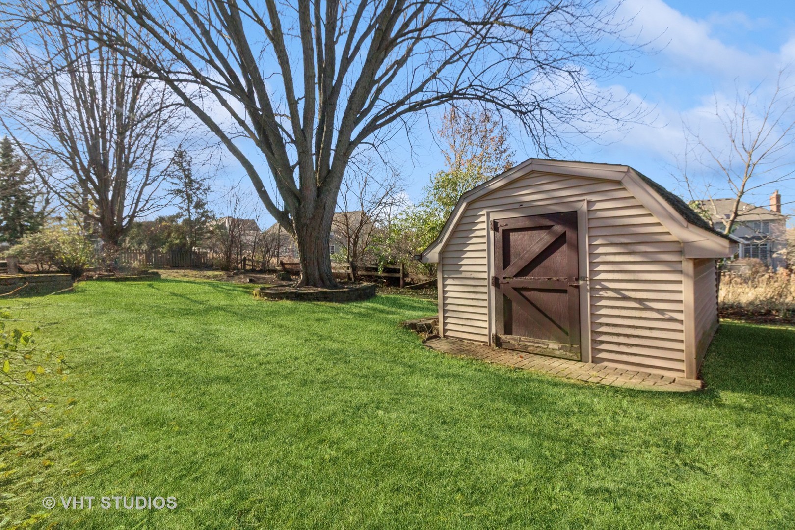 921 S Raddant Road