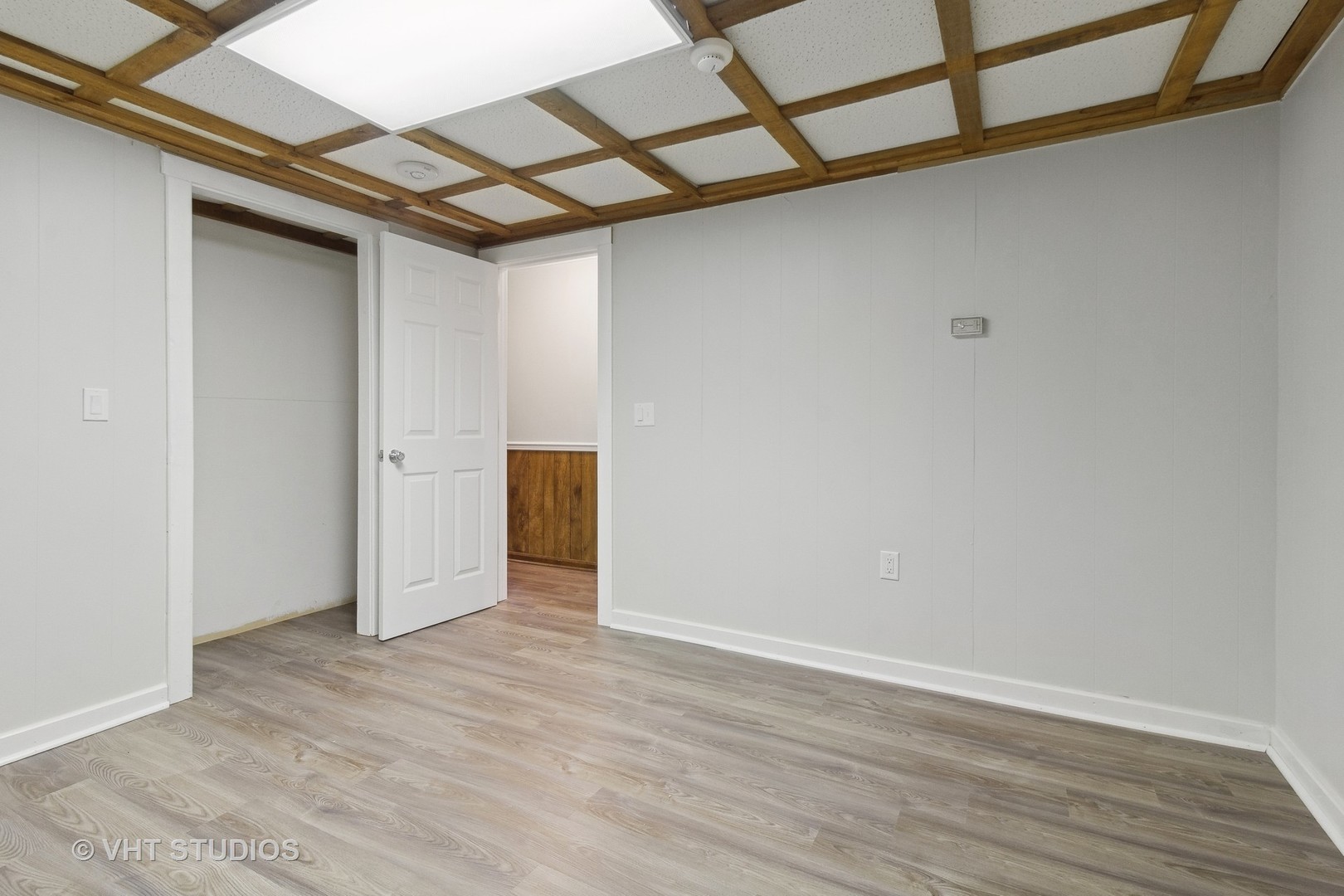 921 S Raddant Road