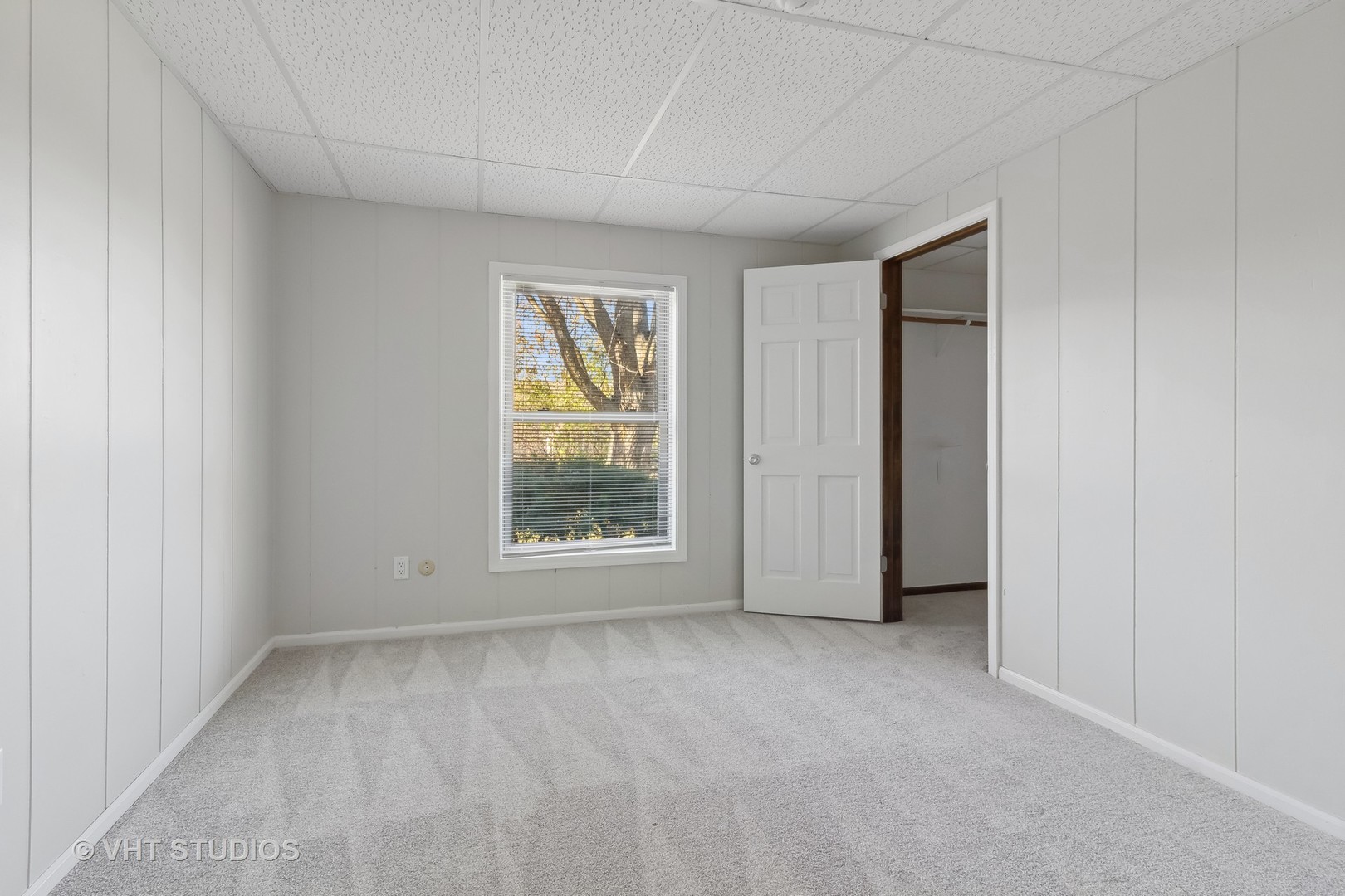 921 S Raddant Road