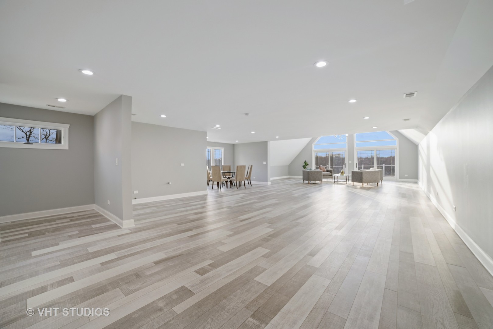 6N048 Riverside Drive