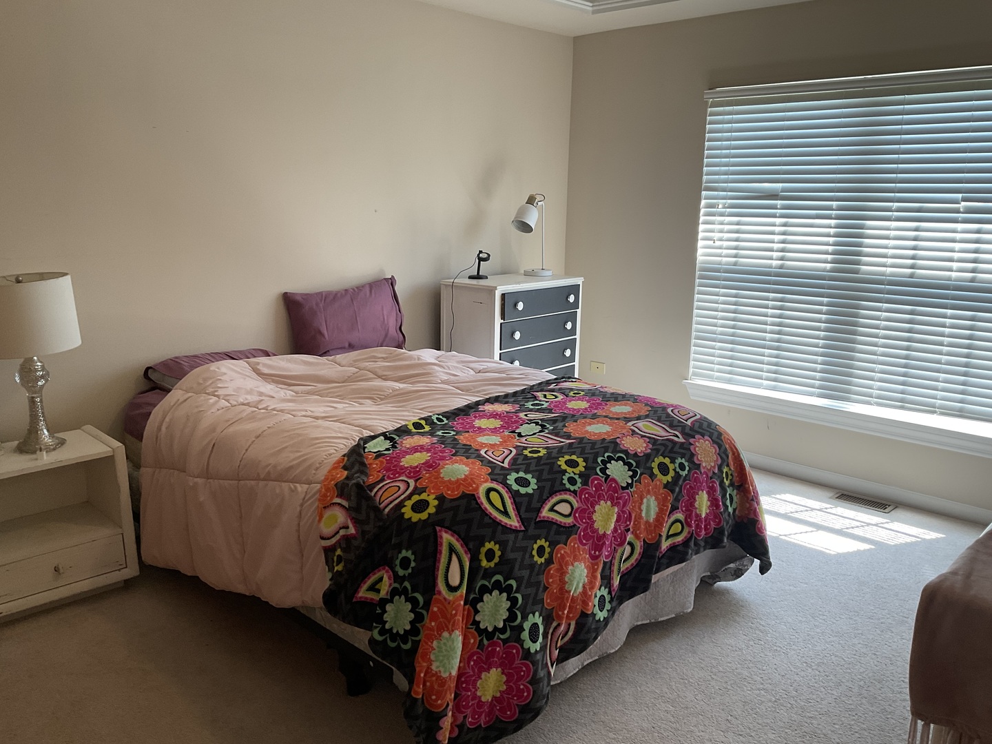 1571 Melbourne Street