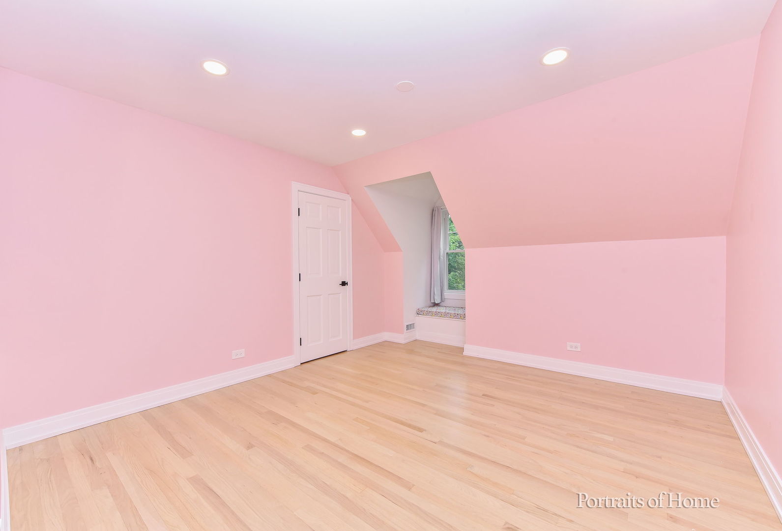 631 S Whispering Hills Drive